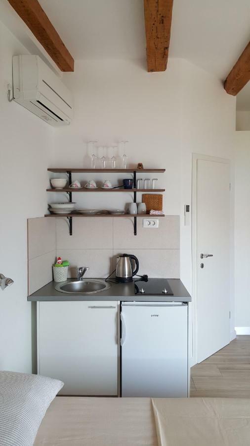 Apartments Krstulja Baška Extérieur photo