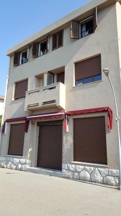 Apartments Krstulja Baška Extérieur photo
